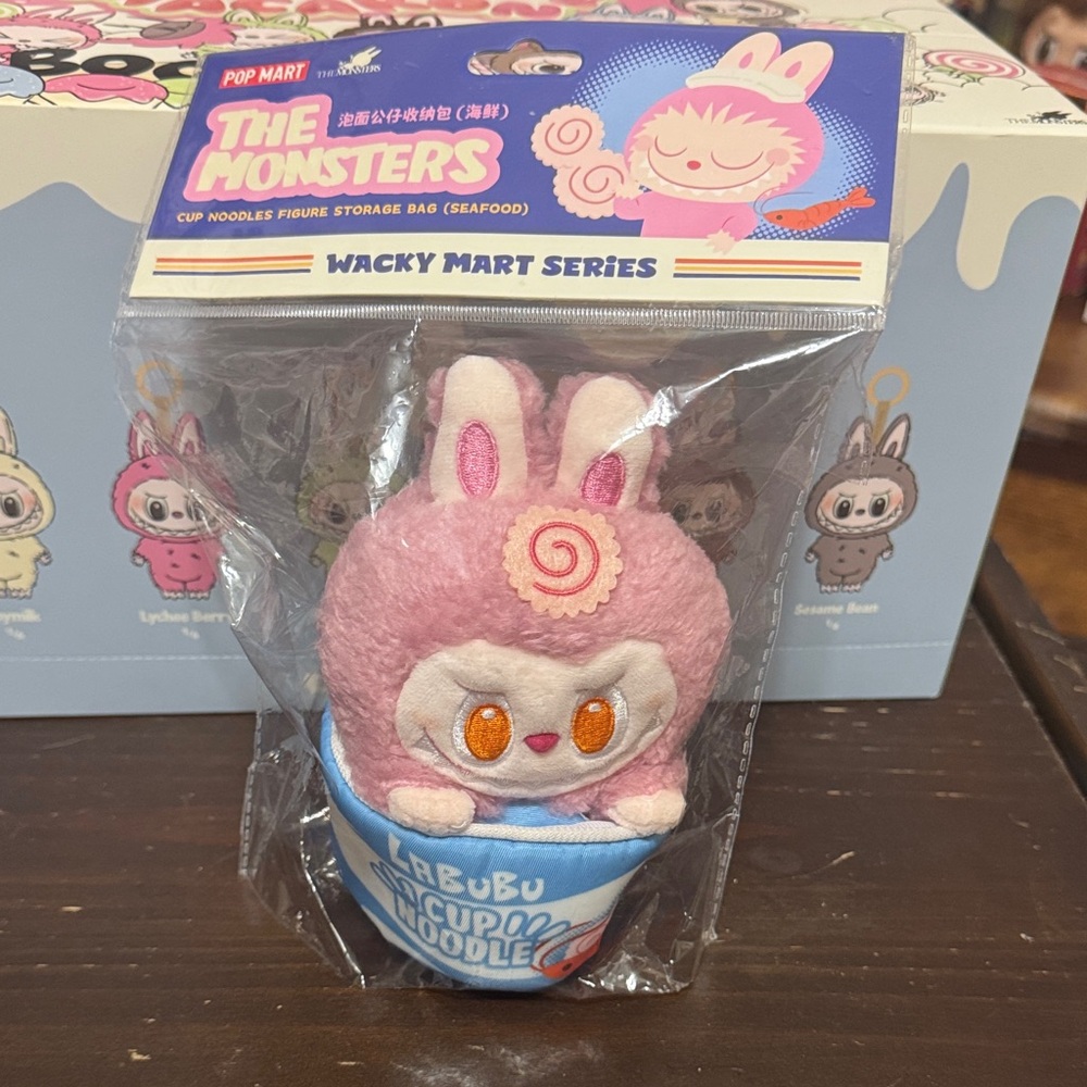 Labubu Wacky Mart series Cup of Noodle storage bag